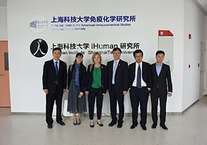 Nature’s Editor-in-Chief Visits ShanghaiTech