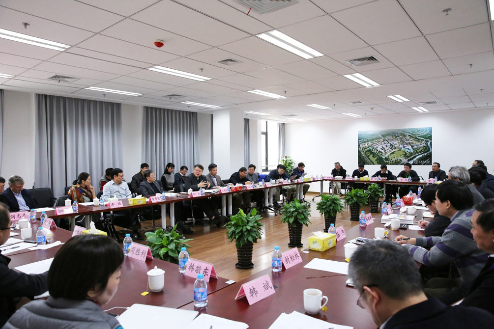 上海科技大学与中科院上海分院各研究（院）所召开联席会议