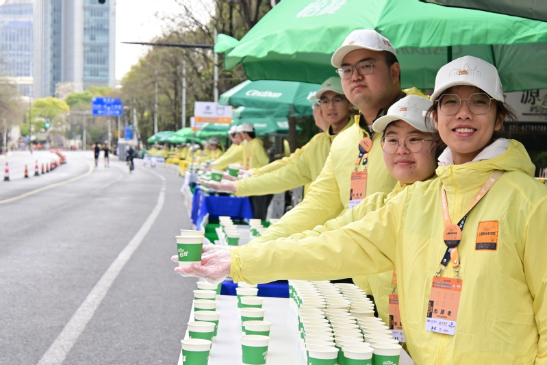 三月不止春色！上科大学子“锋”暴传送青春正能量