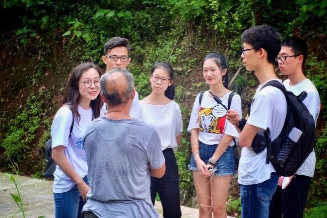 毕业生说| 李洁莹:我的大学四年