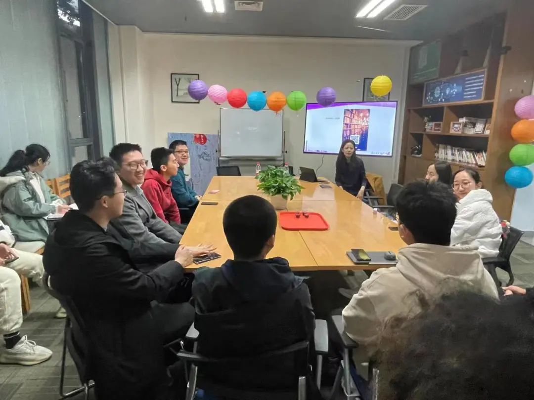 观高水平，悟大境界，书院开展文化活动丰富校园生活