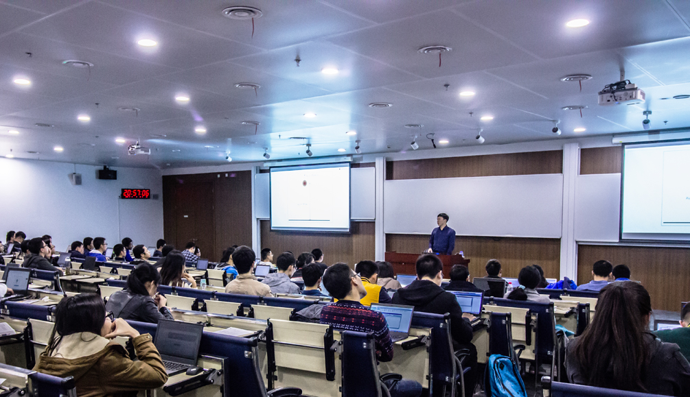 图书信息中心秋学期系列培训成功举办