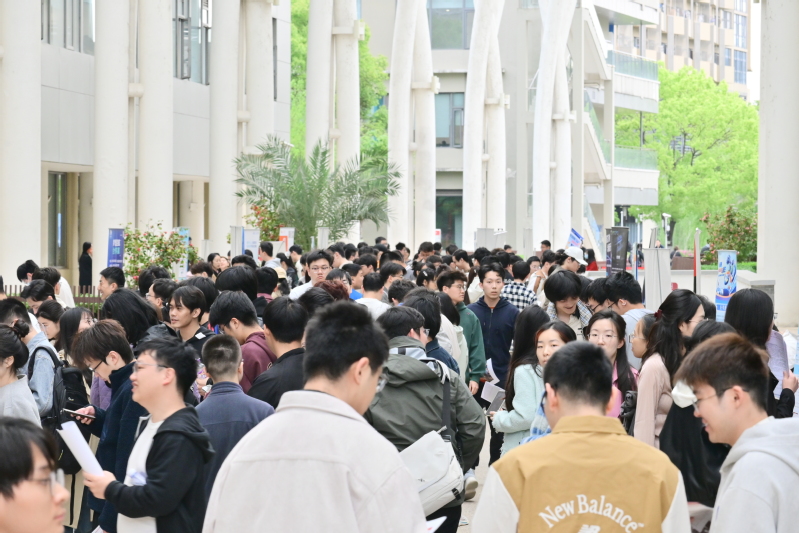 上海科技大学2026年实习专场双选会圆满举行