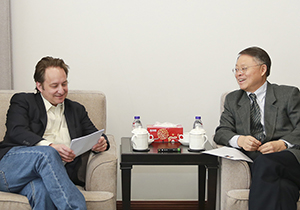 ShanghaiTech Welcomes Yale Vice President
