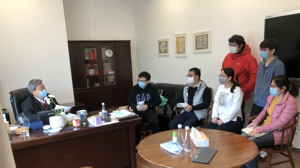 上科大战“疫”行动｜研发新药，在不舍昼夜的科研攻关中践行党员初心