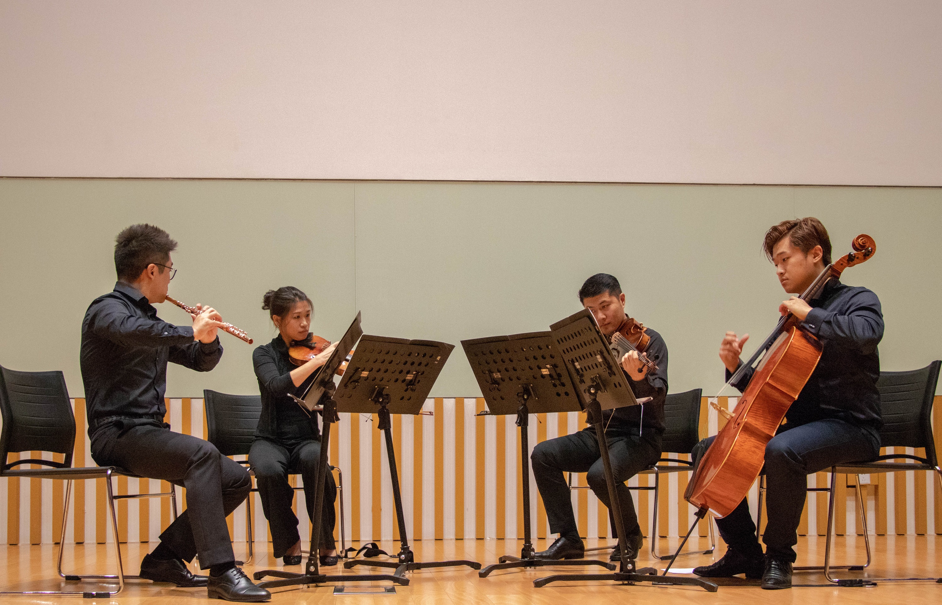 精致悠雅的"对话"——费城交响乐团携手上海爱乐乐团走进上科大,开展