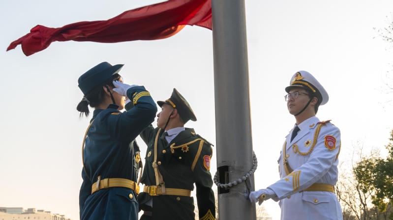 迎新年 | 上海科技大学举行升国旗仪式
