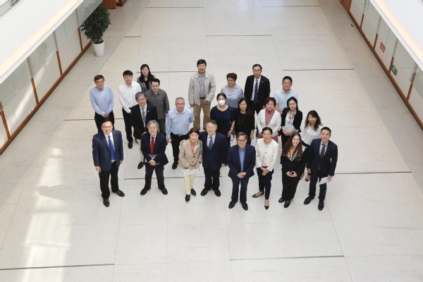 哥伦比亚大学工程学院院长张世富访问上海科技大学