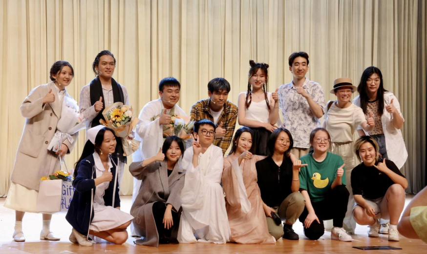 一群理工生能否演好话剧？来看上科大版《暗恋桃花源》