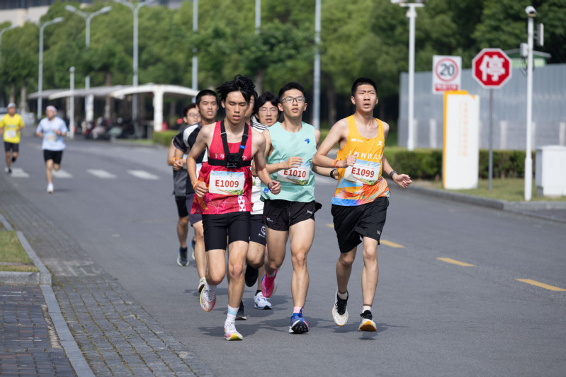 ​Running into summer: ShanghaiTech launches inaugural “Lizhi Cup” Campus Run