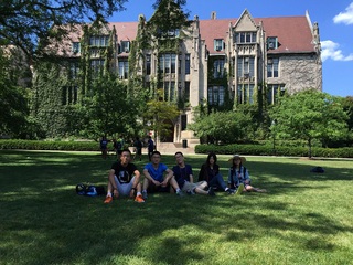 ShanghaiTech Students Enjoy the Summer Programme at the University of Chicago