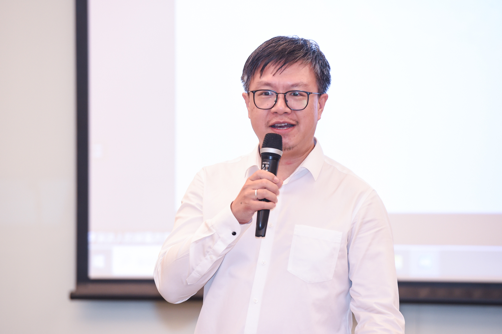 产学研医携手攻坚科学最前沿 上海科技大学两项中国脑计划重大项目课题正式启动