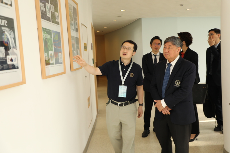 ShanghaiTech welcomes the delegation from Mahidol University