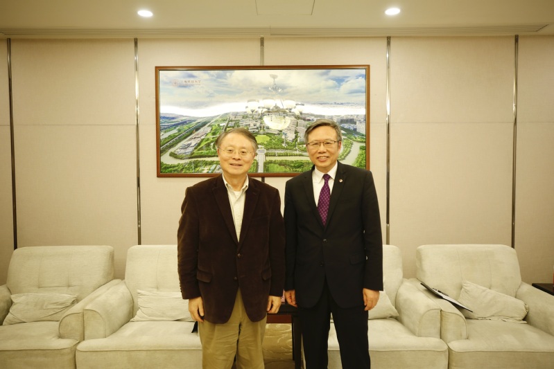 Delegation from the Hong Kong Polytechnic University visits ShanghaiTech 